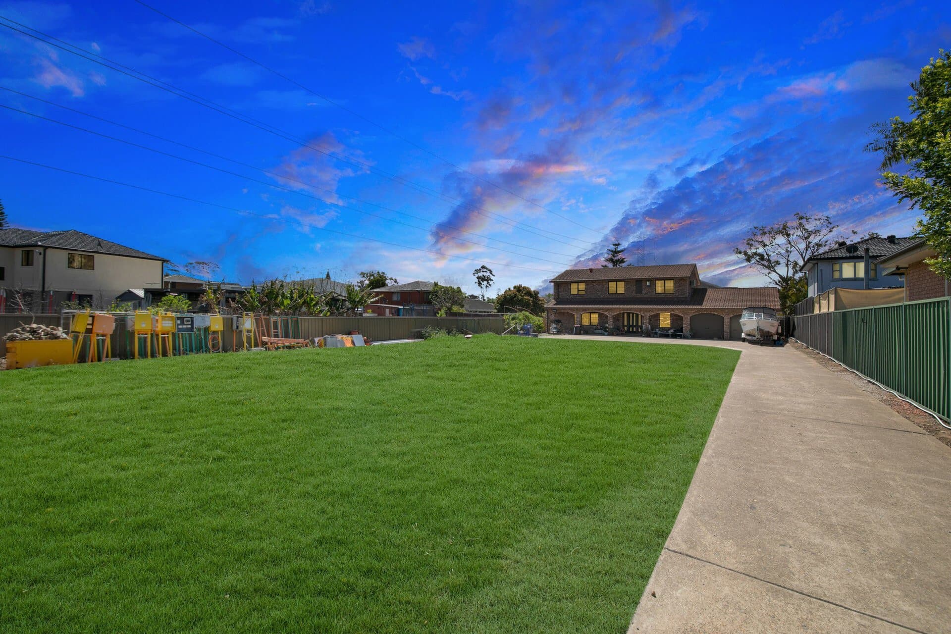 13 & 13a Tennyson Road, Greenacre - Thumbnail 4
