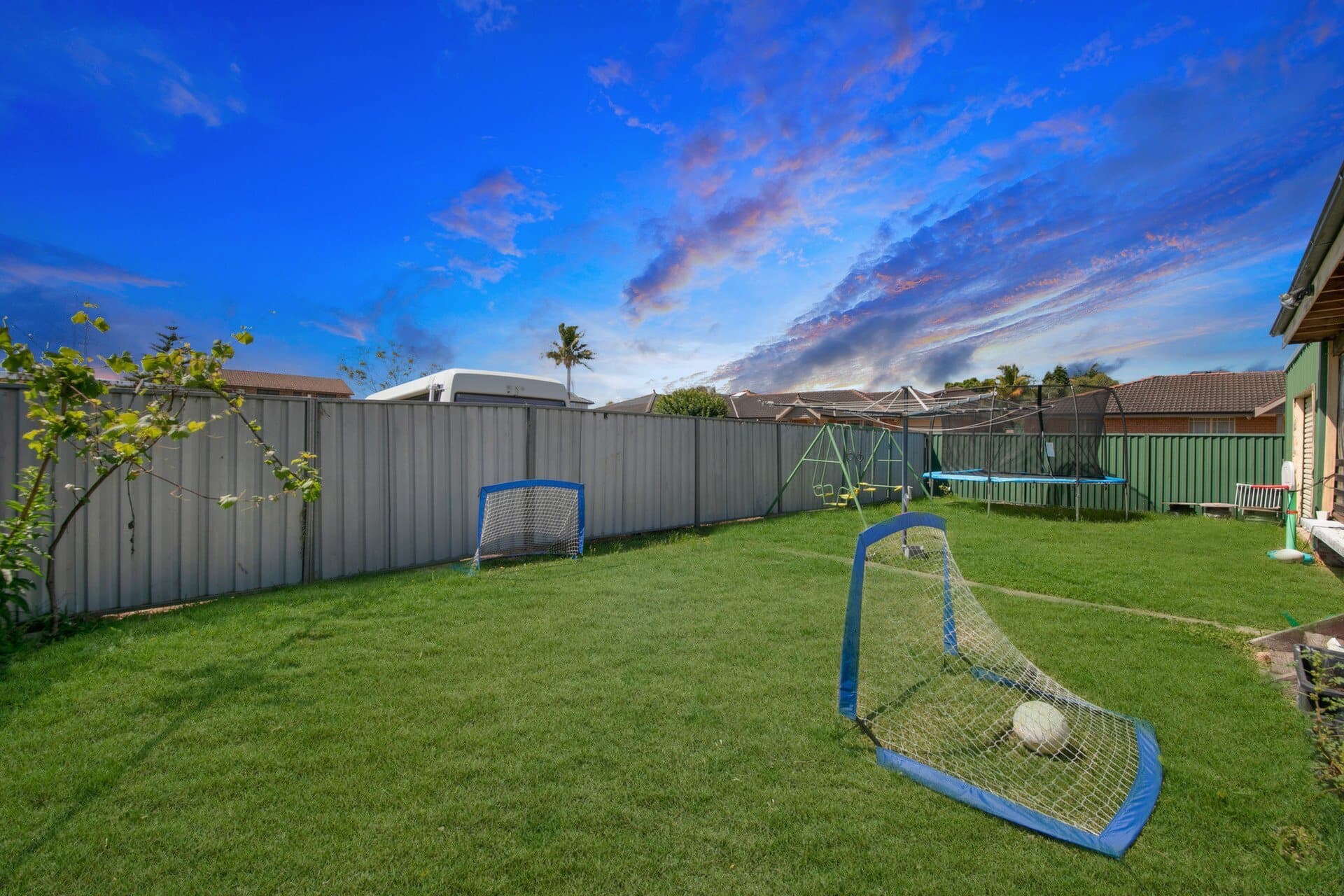 13 & 13a Tennyson Road, Greenacre - Thumbnail 6