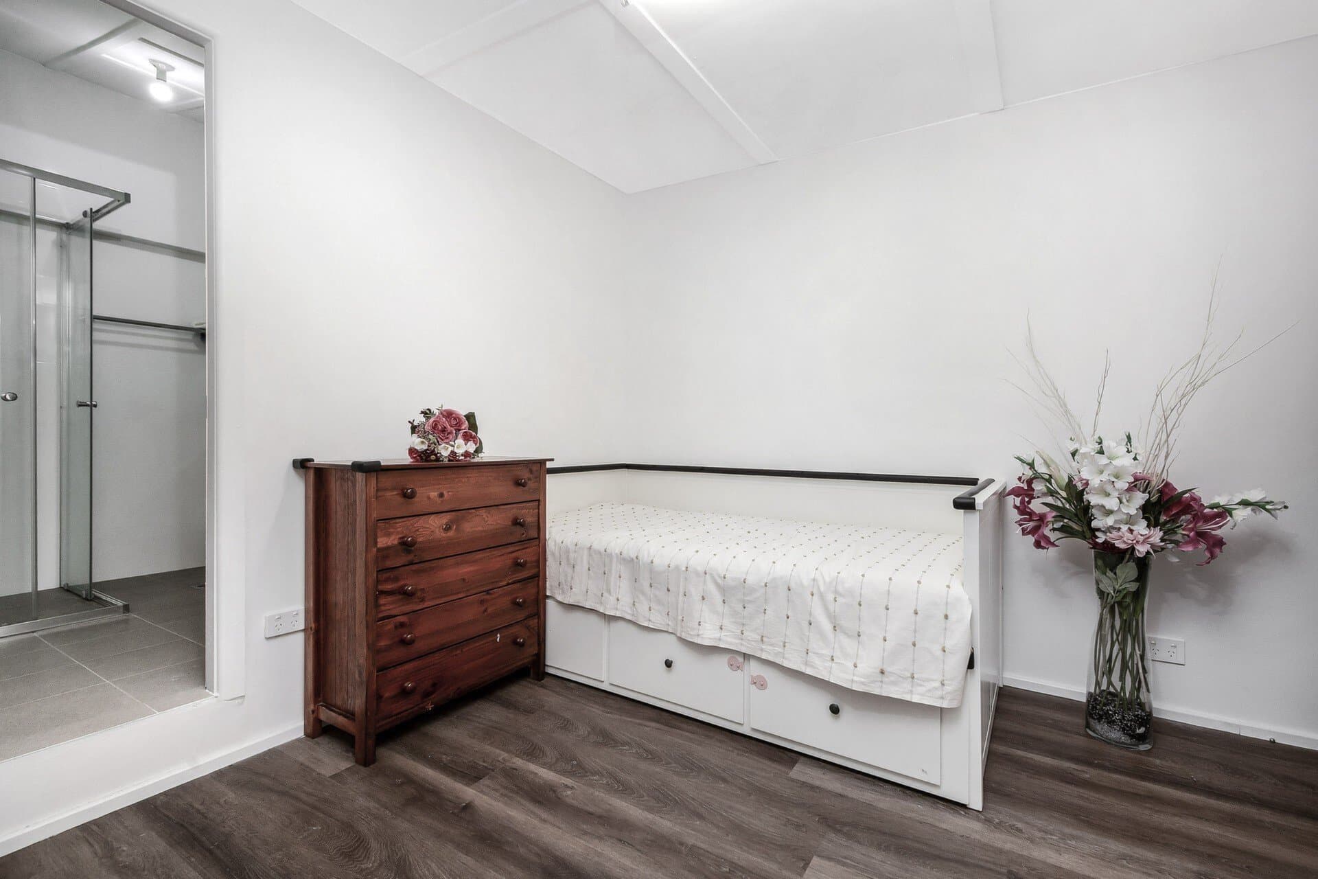 65 Juno Parade, Greenacre - Thumbnail 6