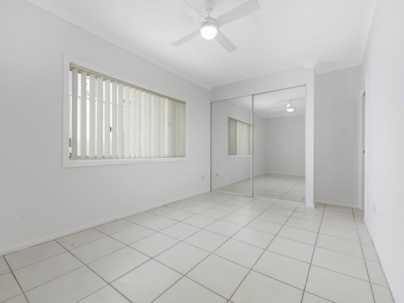 4/128 Wangee Road, Greenacre - Thumbnail 4