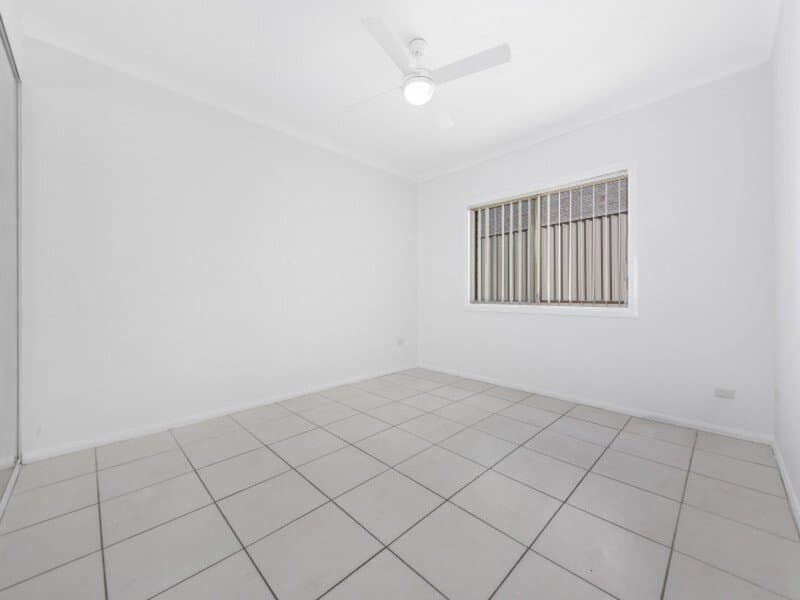 4/128 Wangee Road, Greenacre - Thumbnail 6