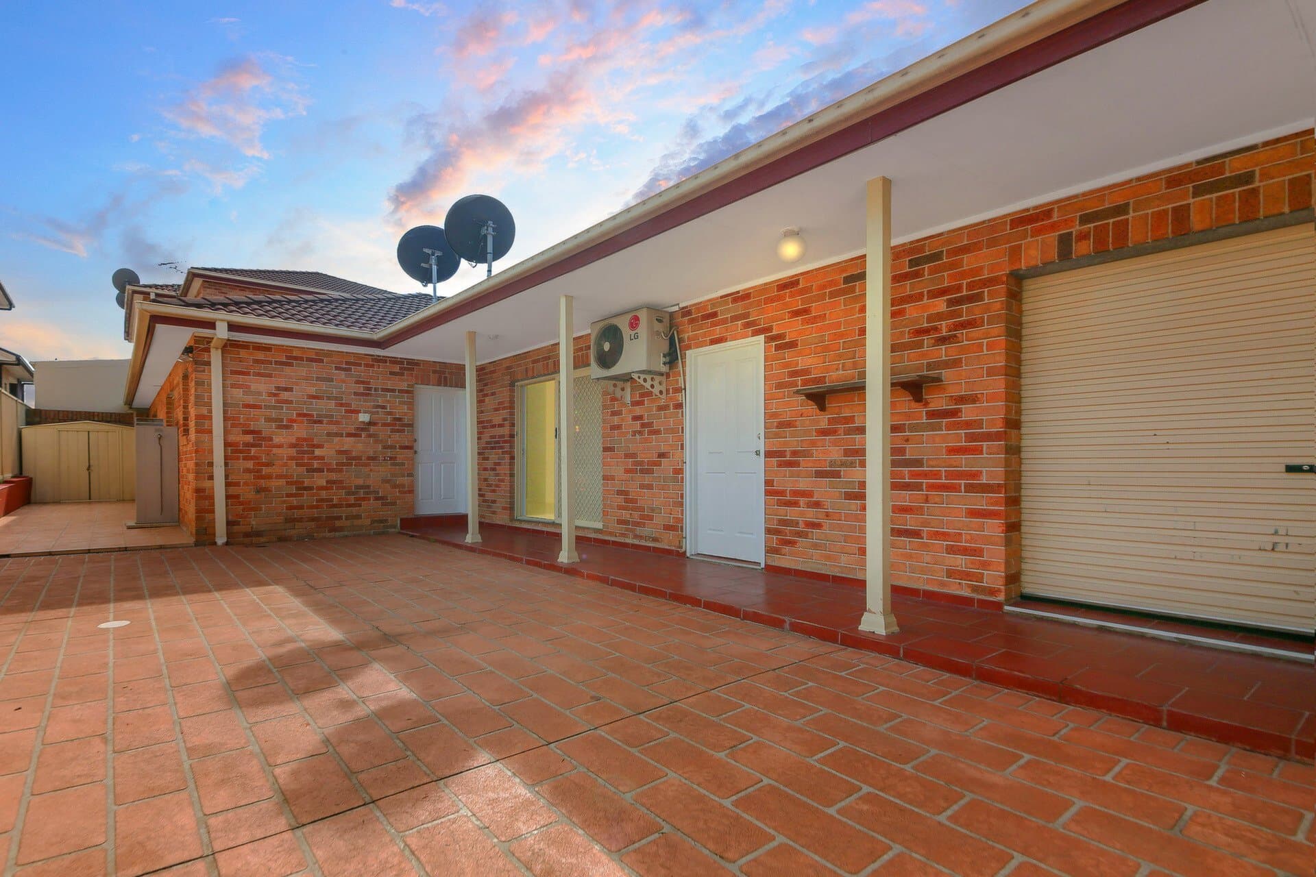4/128 Wangee Road, Greenacre - Thumbnail 8