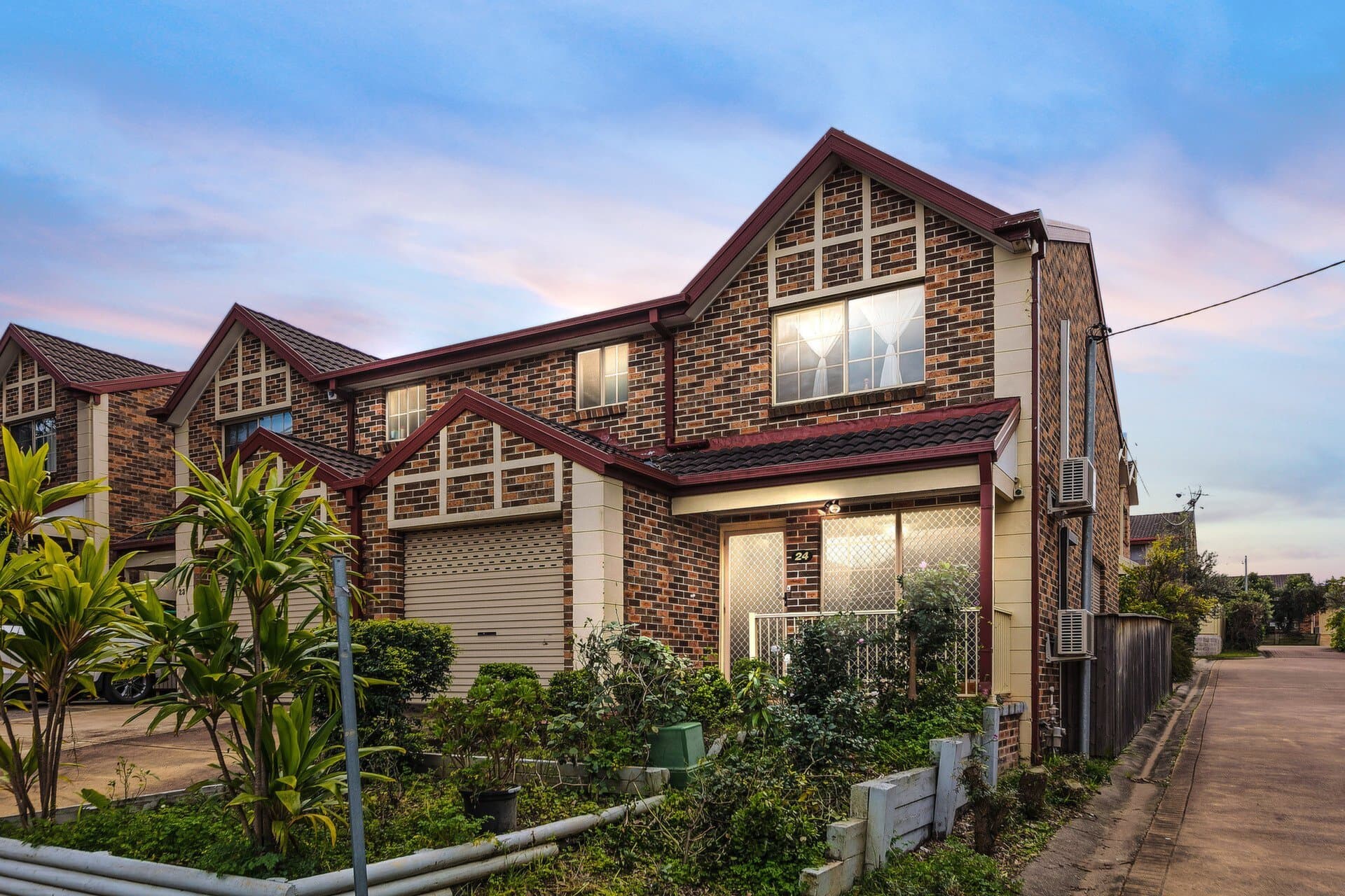 24/8-10 Watergum Way, Greenacre - Image 1