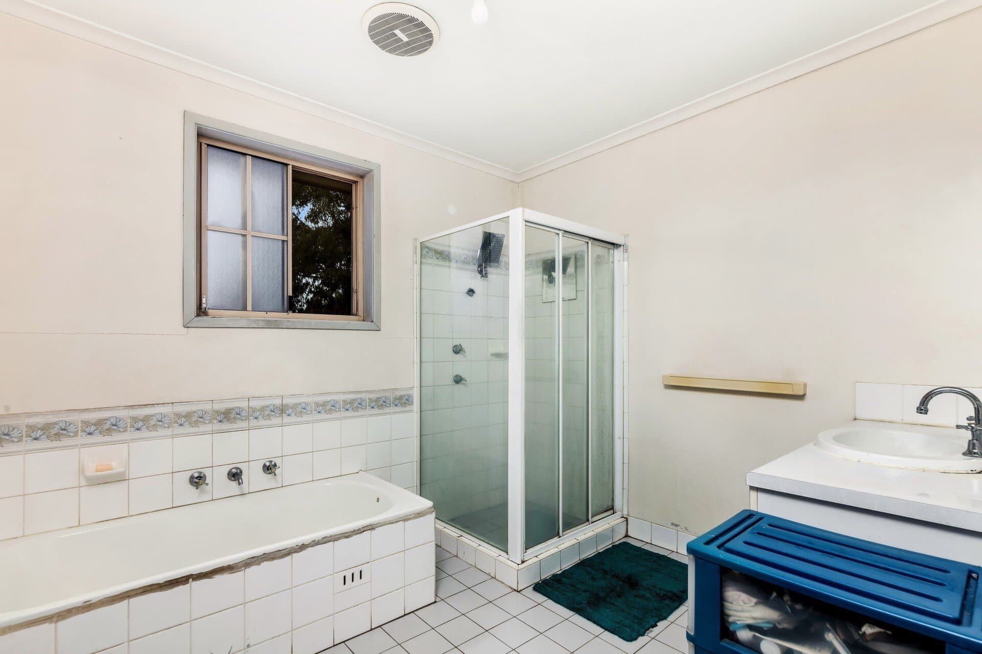 24/8-10 Watergum Way, Greenacre - Thumbnail 8