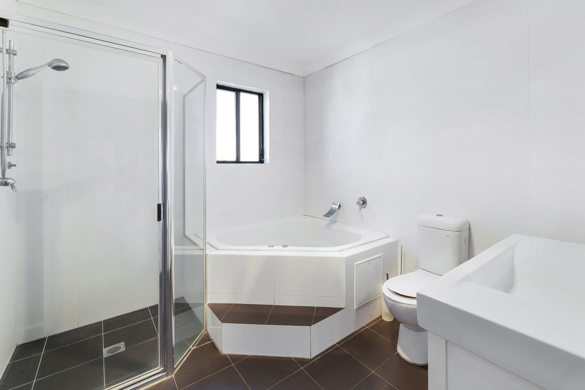 12 Yarran Street, Punchbowl - Thumbnail 5