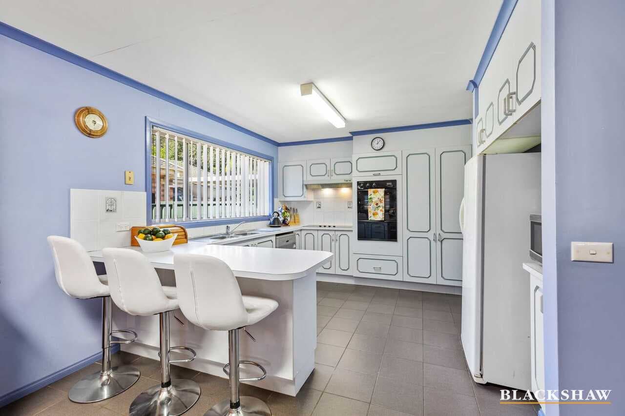 11 Christopher Crescent, Batehaven, Batehaven - Thumbnail 3