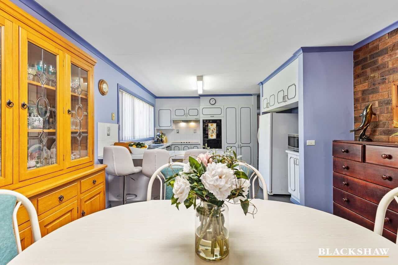 11 Christopher Crescent, Batehaven, Batehaven - Thumbnail 5