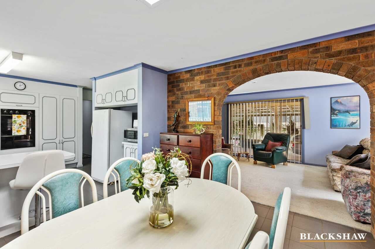 11 Christopher Crescent, Batehaven, Batehaven - Thumbnail 6