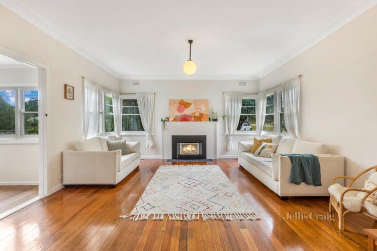 1 Burke Street, Woodend, Woodend - Image 1