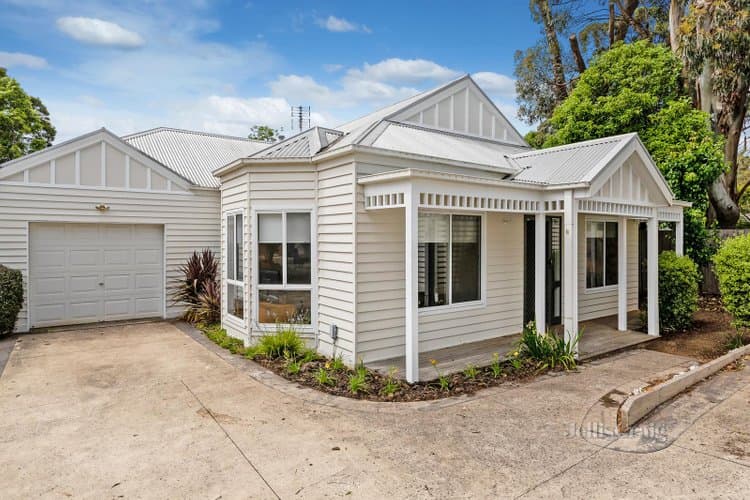 6/14 Corinella Road, Woodend, Woodend - Image 1
