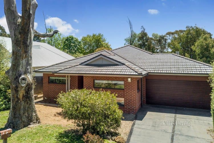 7 Coach House Boulevard, Woodend, Woodend - Image 1