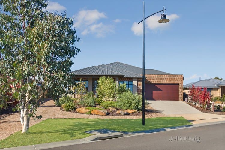 10 Irene Way, Kyneton, Kyneton - Image 1