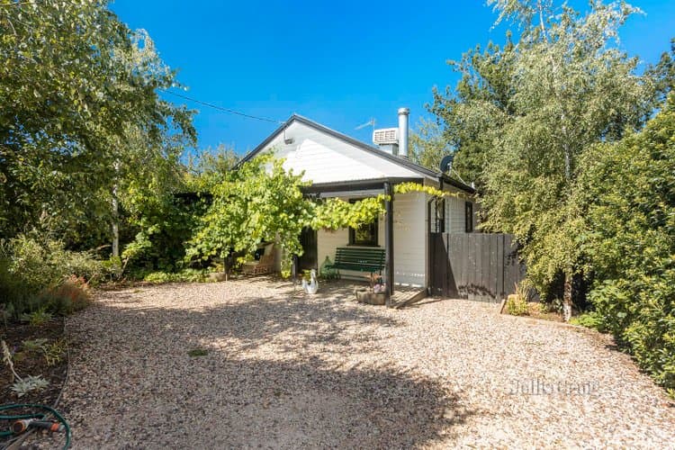 17A Church Avenue, Hepburn Springs, Hepburn Springs - Image 1