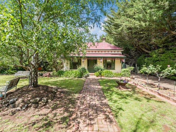 150 Main Street, Romsey, Romsey - Image 1