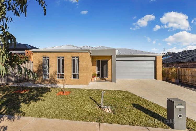 6 Five Mile Way, Woodend, Woodend - Image 1