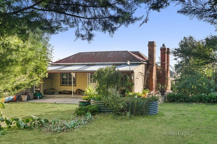 33 Bark Lane, Kyneton, Kyneton - Image 1