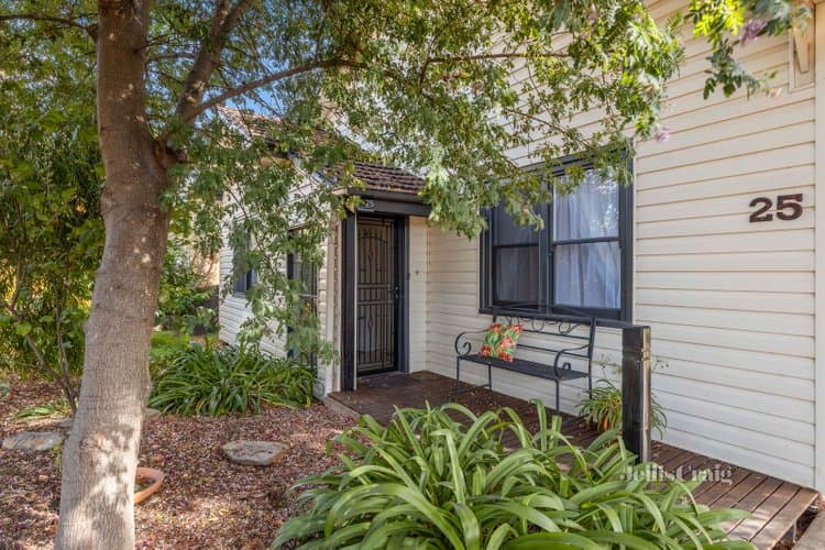 25 Richards Road, Castlemaine, Castlemaine - Image 1