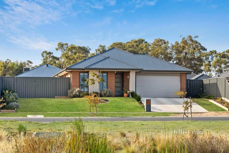 4 Cherry Avenue, Campbells Creek, Campbells Creek - Image 1