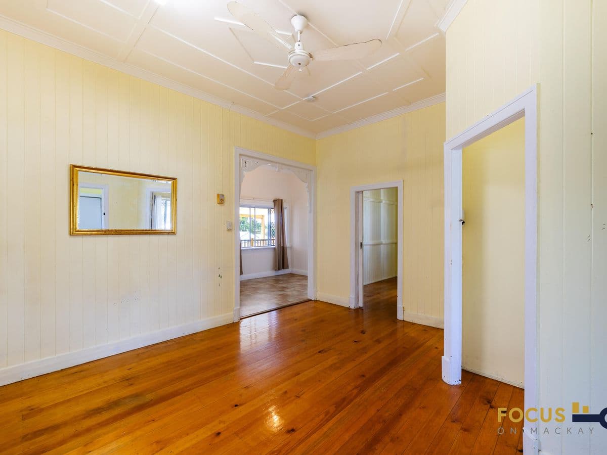 24 Leslie Street, Sarina, Sarina - Thumbnail 6