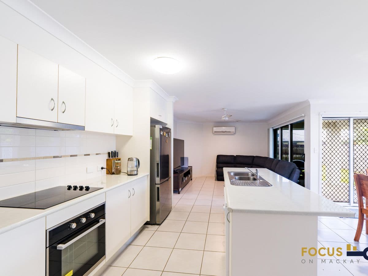 18 Amelia Drive, Mirani, Mirani - Thumbnail 3