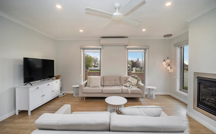 1/40 Pope Street, Hamilton, VIC, 3300, Hamilton - Thumbnail 3
