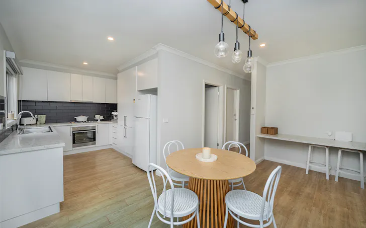 1/40 Pope Street, Hamilton, VIC, 3300, Hamilton - Thumbnail 4