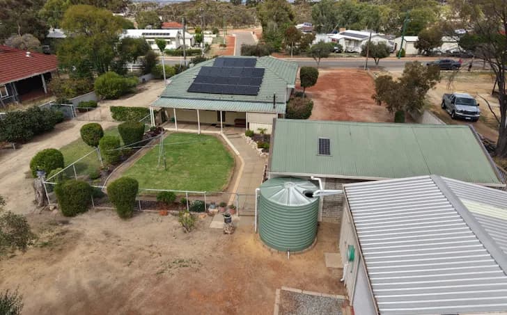 35 Jennaberring Road, Quairading, WA, 6383, Quairading - Thumbnail 2