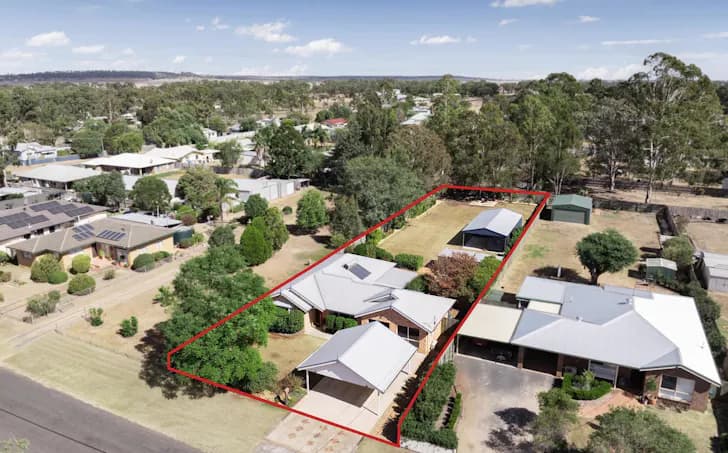 8 Mason Street, Oakey, QLD, 4401, Oakey - Thumbnail 2