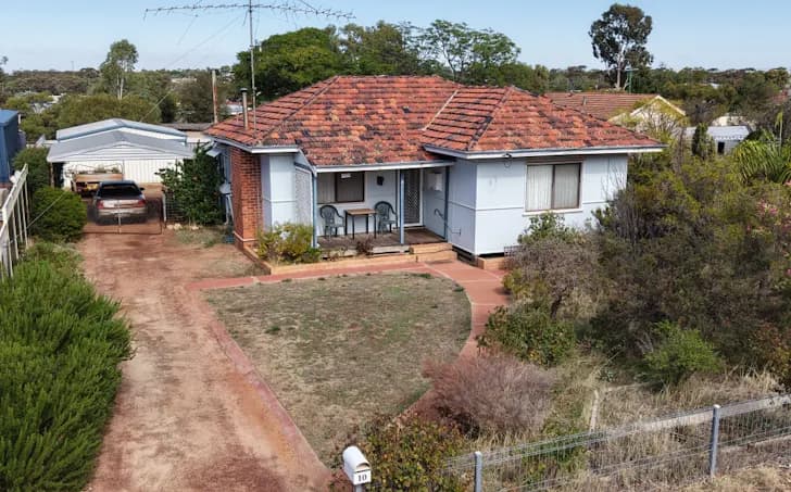 10 Charlton Street, Quairading, WA, 6383, Quairading - Image 1