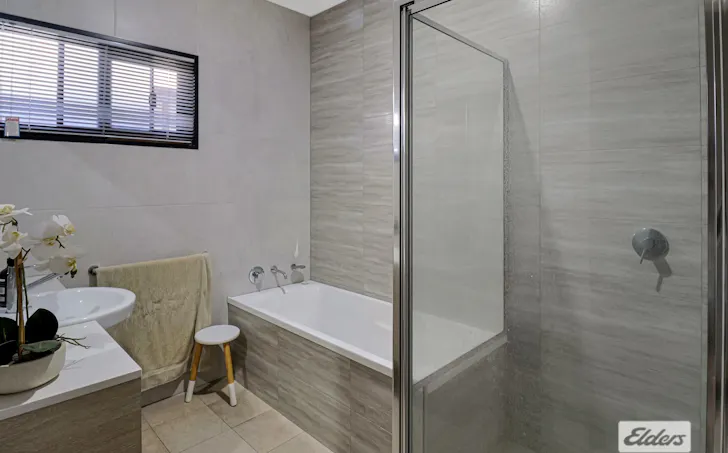 19 Bradshaw Crescent, Katherine, NT, 0850, Katherine - Thumbnail 3