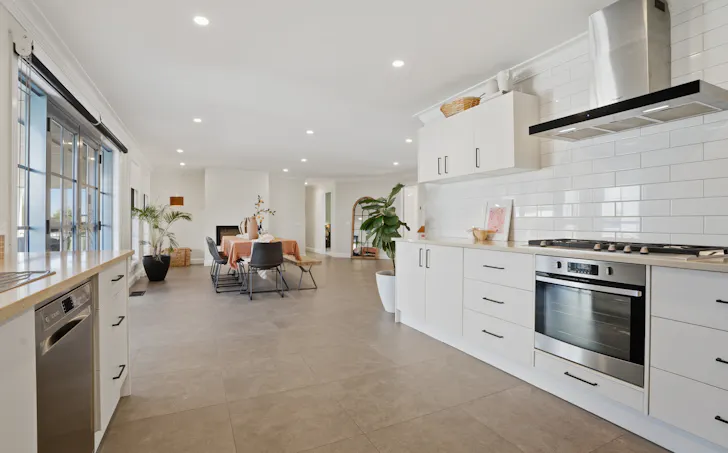 100 Darwin Drive, Llanarth, NSW, 2795, Llanarth - Thumbnail 3