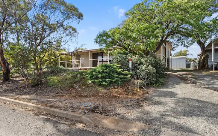 4 Lewis Street, Burra, SA, 5417, Burra - Thumbnail 2