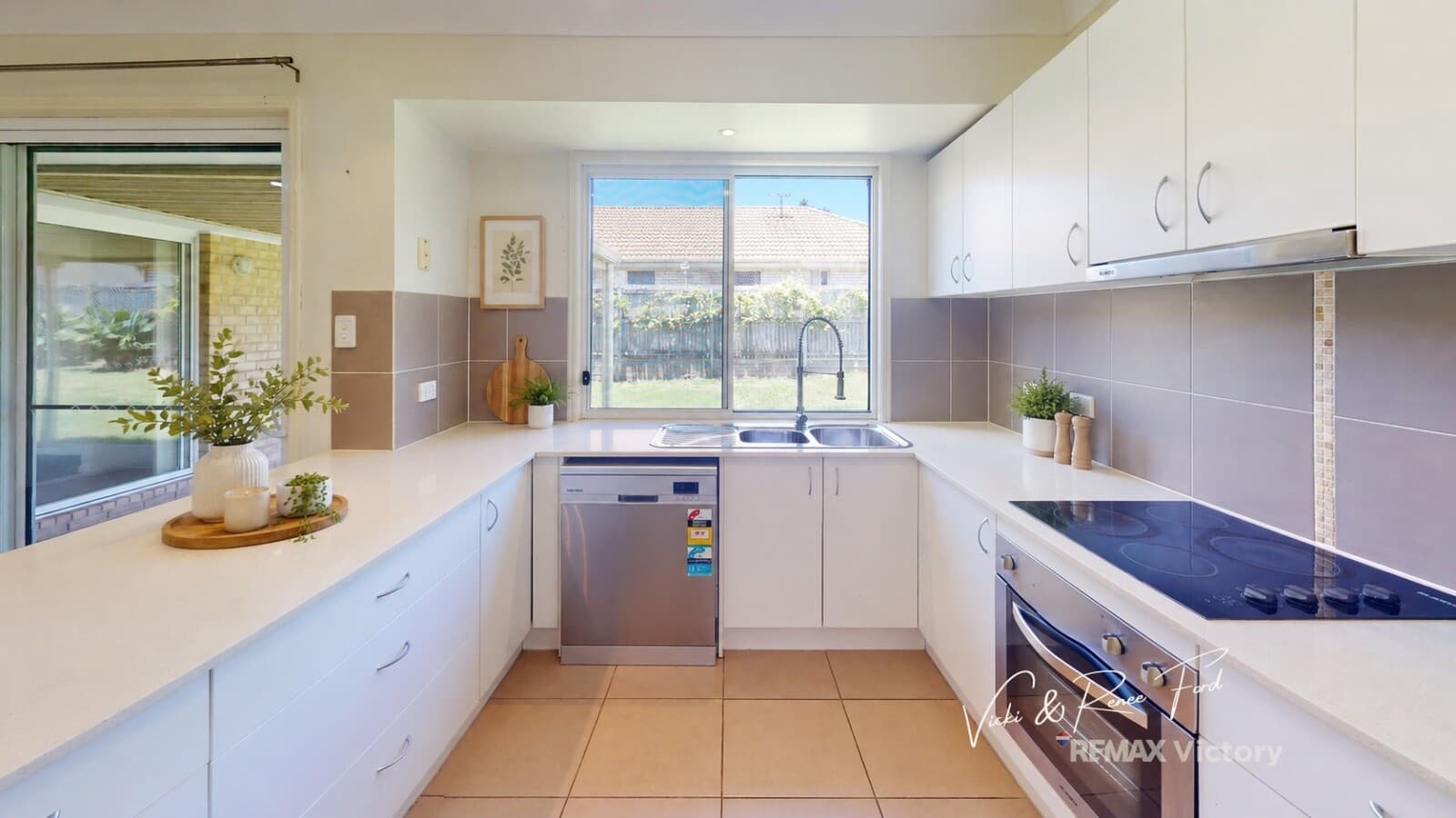 5 Buntine Avenue Morayfield QLD 4506, Morayfield - Thumbnail 2