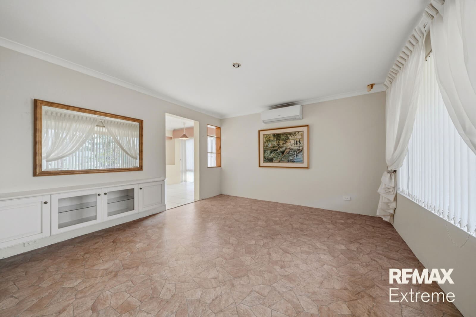 18 Banfield Grove Clarkson WA 6030, Clarkson - Thumbnail 4