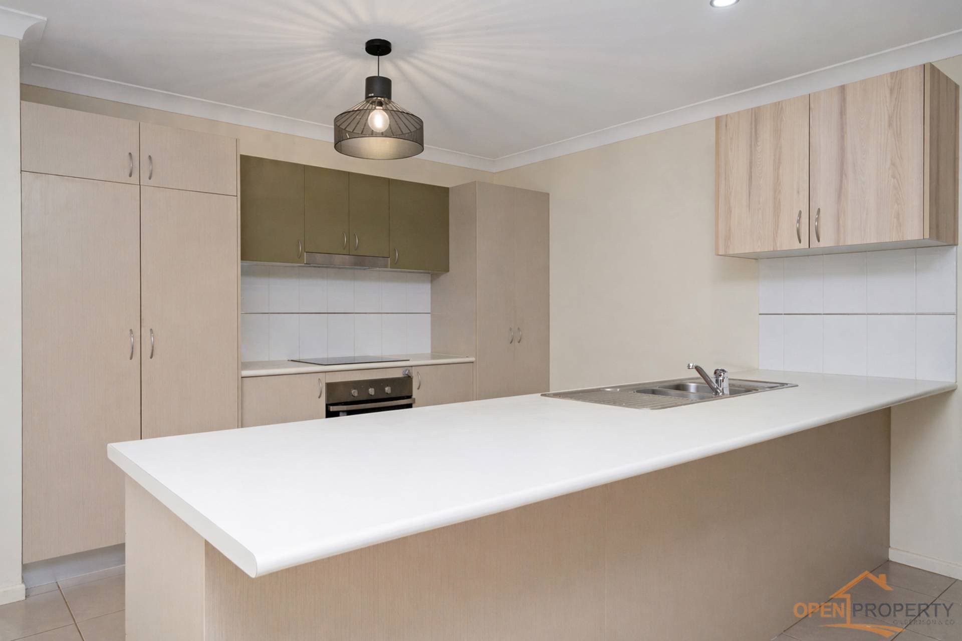 24 Lansing Street, Mount Louisa QLD, Mount Louisa - Thumbnail 4