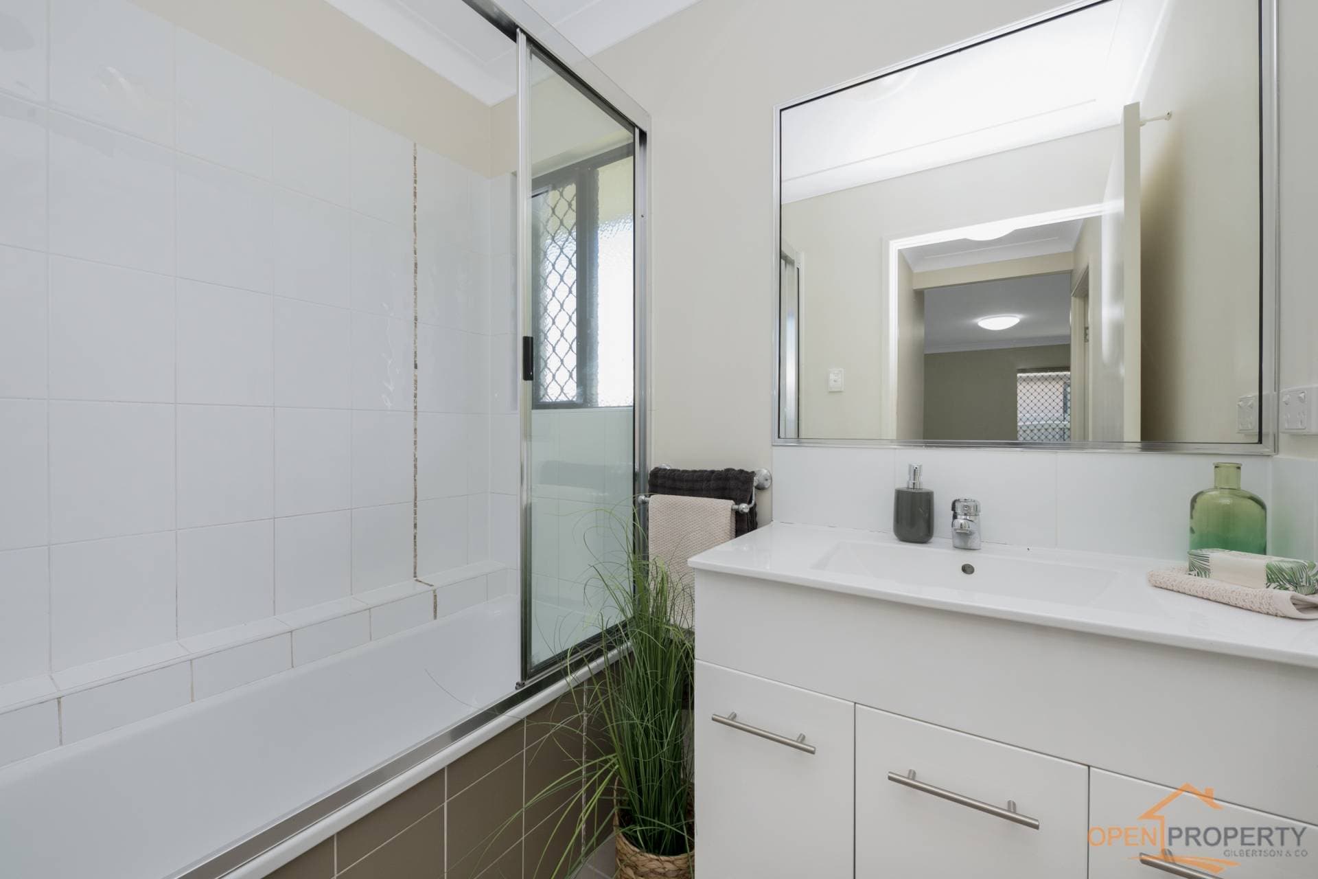 24 Lansing Street, Mount Louisa QLD, Mount Louisa - Thumbnail 5