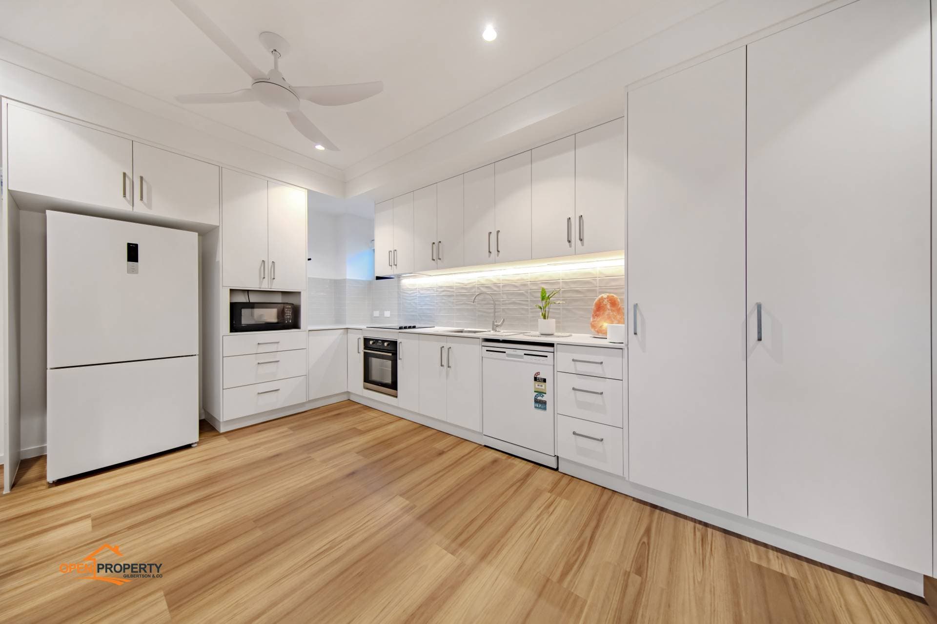 Unit 1, 80-86 River Ave, Mighell QLD, Mighell - Thumbnail 4