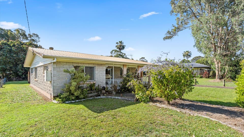 240 Boronia Drive, Poona - Thumbnail 6