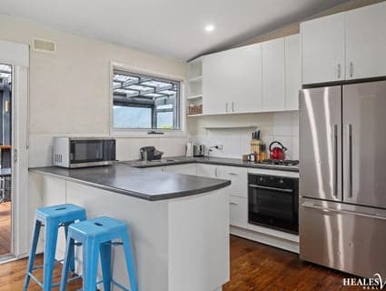 22 Juel Crescent, Healesville - Thumbnail 2