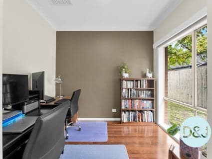 57 Henry Lawson Drive, Lynbrook - Thumbnail 7