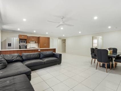 16 Shale Avenue, Logan Reserve - Thumbnail 7
