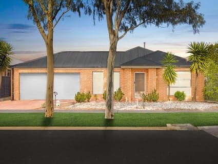 27 Bungalook Street, Manor Lakes - Image 1
