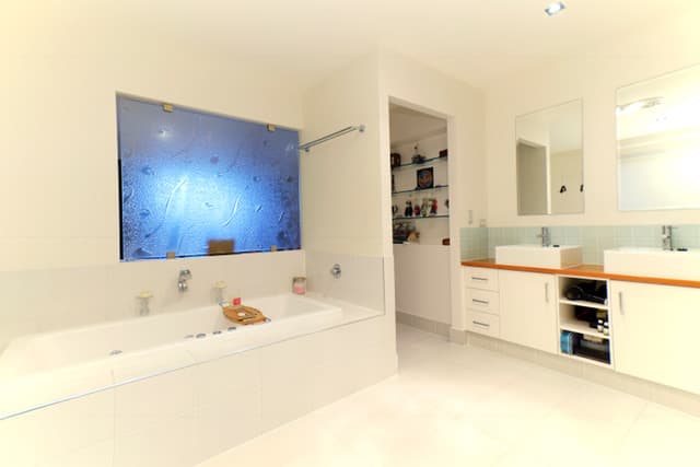 4 Campelles Avenue, Varsity Lakes, QLD, 4227, Varsity Lakes - Image 1