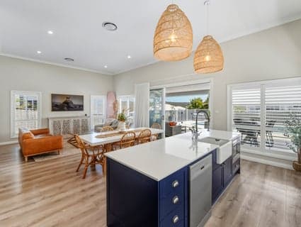36 Sunnyspot Boulevard, Catherine Hill Bay - Thumbnail 3