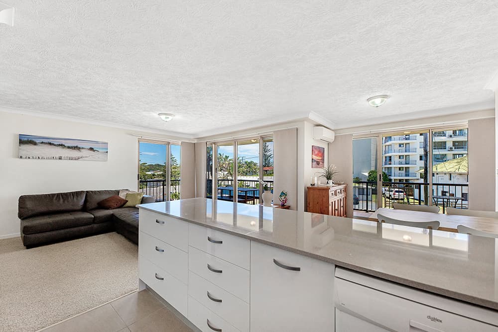 4/2 Surf Street, Bilinga, QLD, 4225, Bilinga - Thumbnail 3