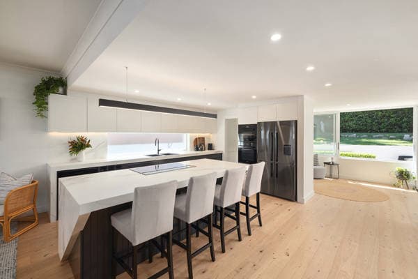 26 Moore Street, Clontarf, Clontarf - Thumbnail 5