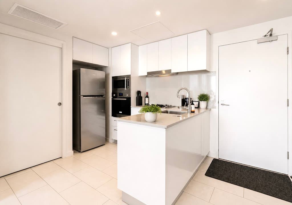 1072/16 Hamilton Place, Bowen Hills, QLD, 4006, Bowen Hills - Thumbnail 4