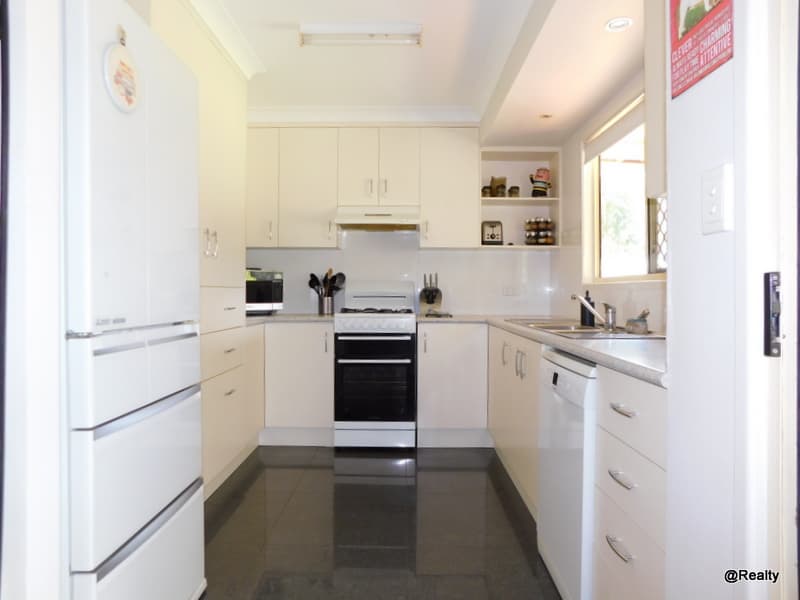 34 Taylor Street, Nanango, QLD, 4615, Nanango - Thumbnail 6