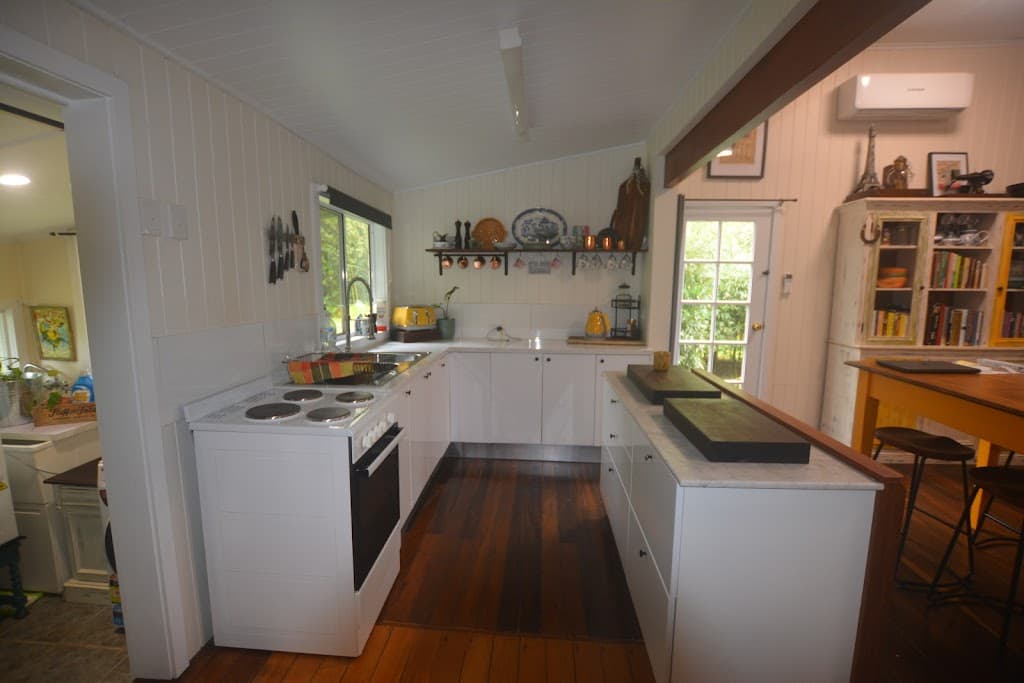11 Oak Street, Millaa Millaa, QLD, 4886, Millaa Millaa - Thumbnail 2