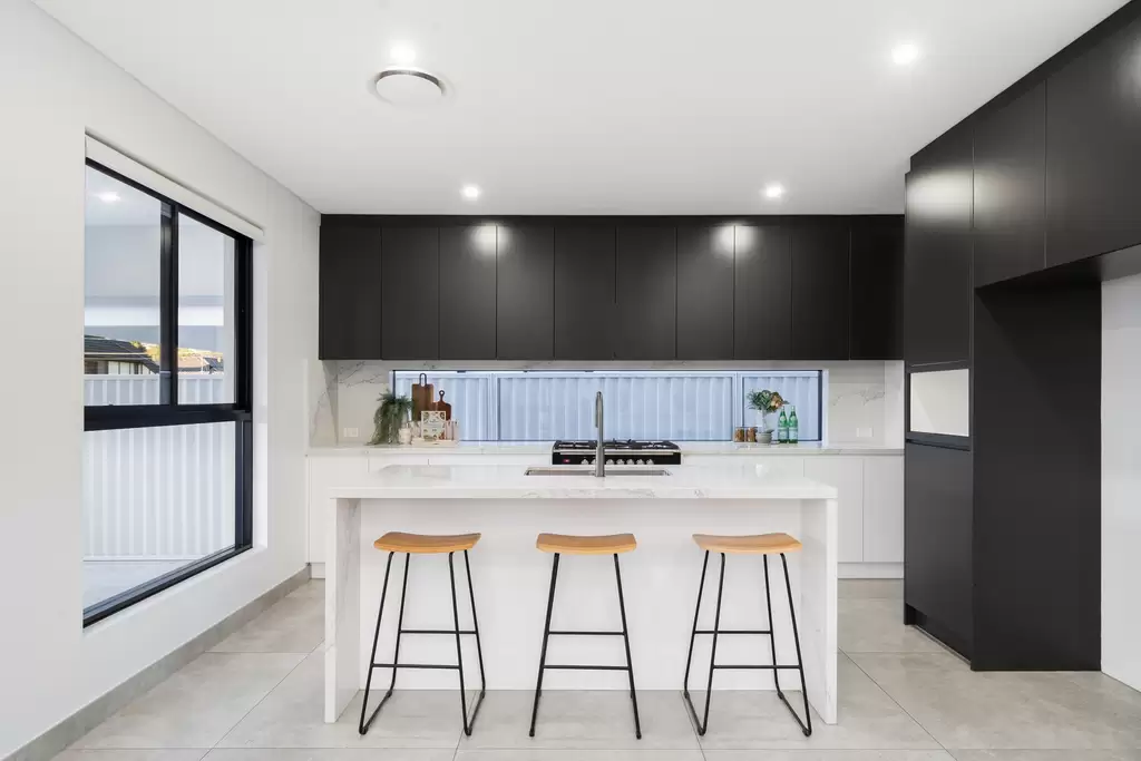 132 Birdwood Road, Georges Hall, Georges Hall - Thumbnail 3